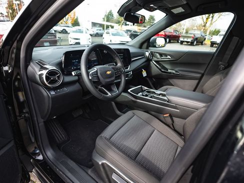 New 2026 Chevrolet Equinox LT w/ LPO, Floor Liner Package AWD/4WD image 11