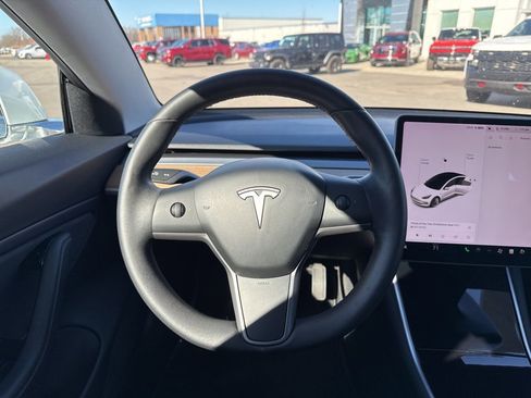 Used 2020 Tesla Model 3 Long Range image 15