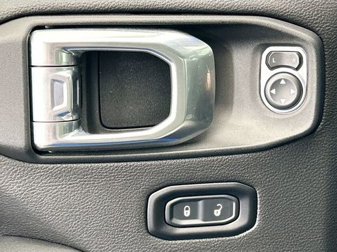 Used 2023 Jeep Gladiator Mojave w/ LED Lighting Group image 20