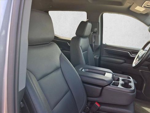 Used 2026 GMC Sierra 1500 SLT AWD/4WD image 14