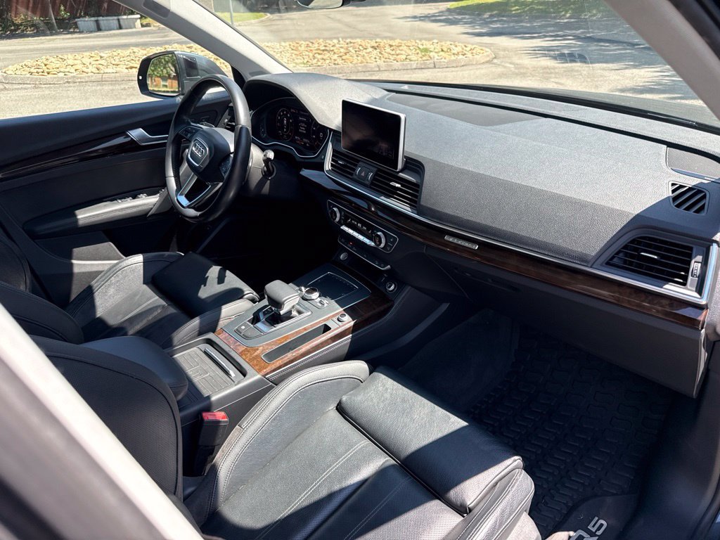 Used 2019 Audi Q5 Premium w/ Premium Plus Package AWD/4WD image 14