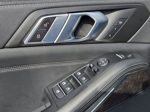 Used 2023 BMW X5 xDrive40i w/ Premium Package image 13