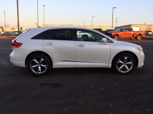 Used 2013 Toyota Venza XLE image 8