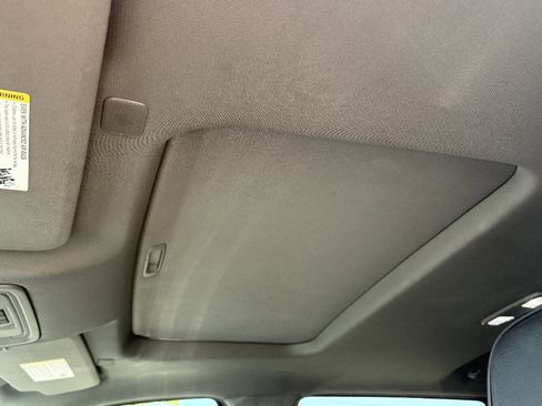 Used 2022 GMC Sierra 1500 Denali AWD/4WD image 12