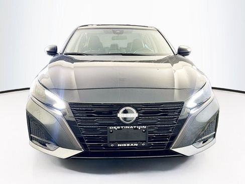 New 2026 Nissan Altima 2.5 SV FWD image 2