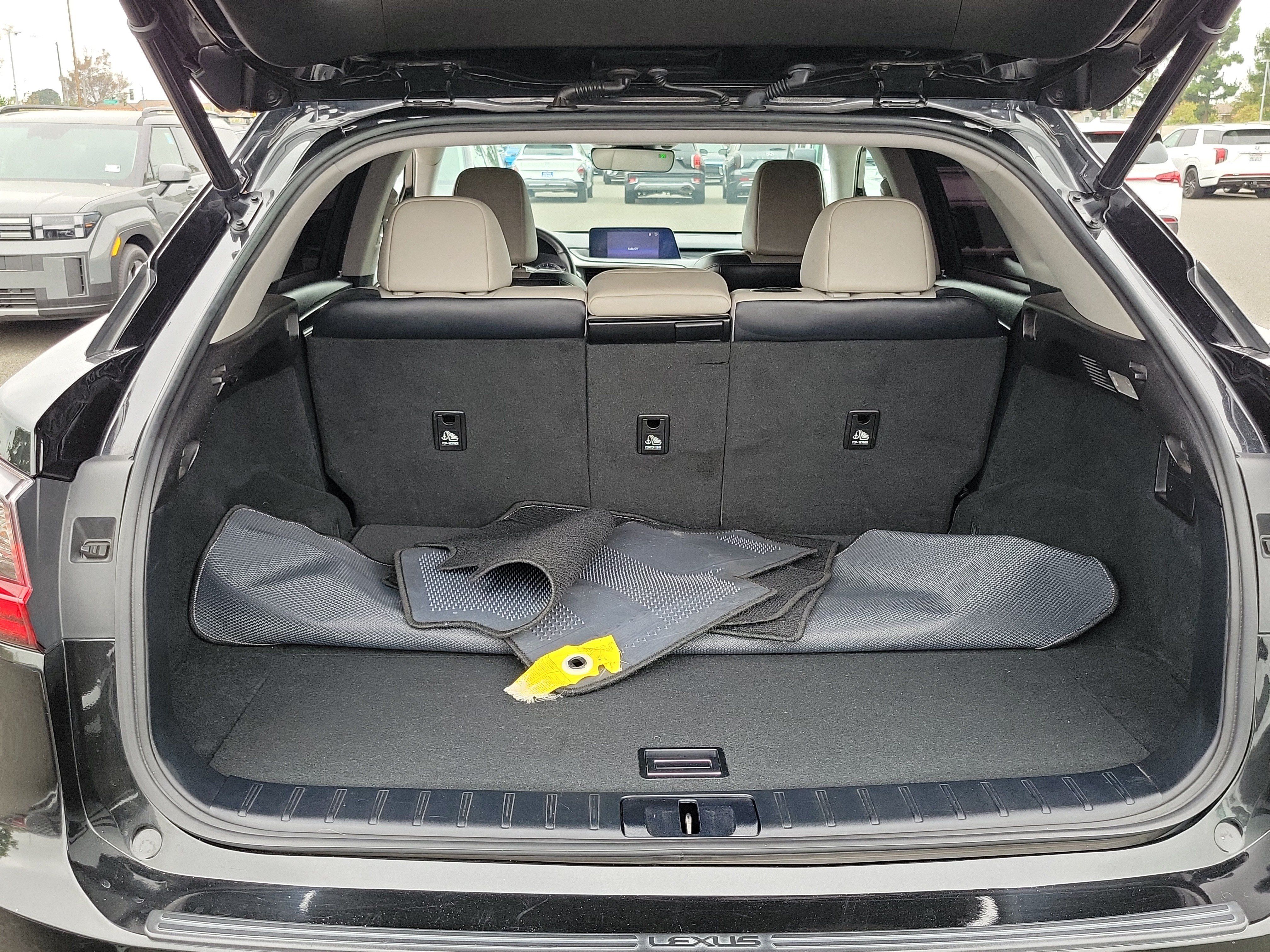 Used 2018 Lexus RX 350 FWD w/ Accessory Package image 19