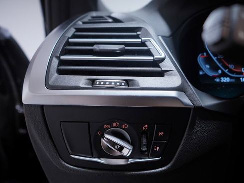 Used 2024 BMW X3 sDrive30i w/ Convenience Package image 19