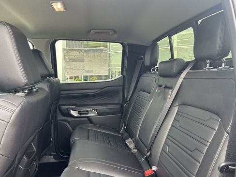New 2026 Ford Ranger Lariat w/ Black Appearance Package image 13