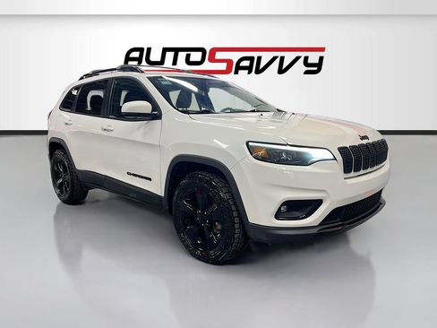 Used 2019 Jeep Cherokee Latitude Plus AWD/4WD image 1