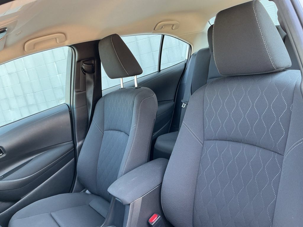 Used 2026 Toyota Corolla LE FWD image 15