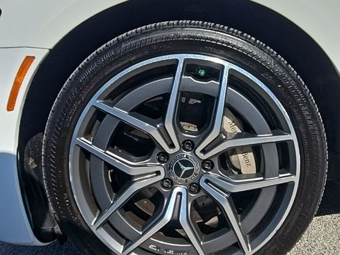 Used 2022 Mercedes-Benz E 350 4MATIC Sedan w/ AMG Line Exterior image 9