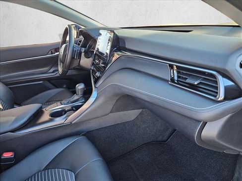 Used 2023 Toyota Camry SE image 26