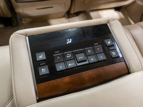 Used 2017 Lexus LX 570 4WD image 29
