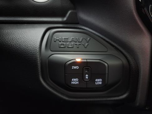 Used 2025 RAM 3500 Laramie image 59