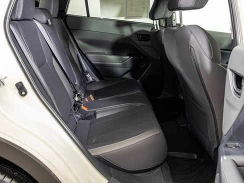 Used 2025 Subaru Crosstrek 2.0i Premium image 36