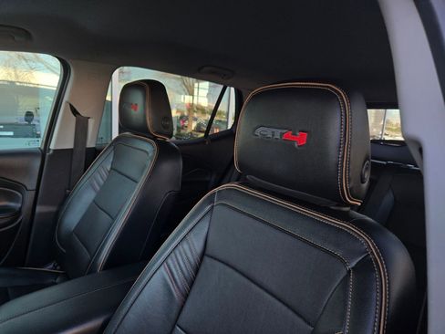 Used 2023 GMC Terrain AT4 image 17