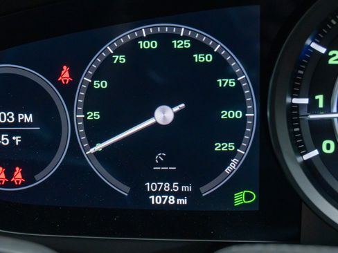 Used 2023 Porsche 911 Sport Classic RWD image 20