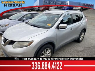 Used 2015 Nissan Rogue SL image 1