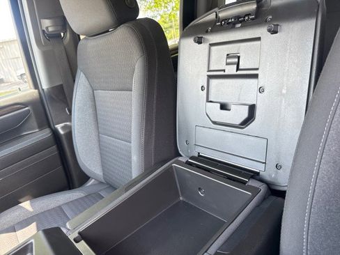 Used 2025 Chevrolet Silverado 2500 LT w/ Convenience Package image 30