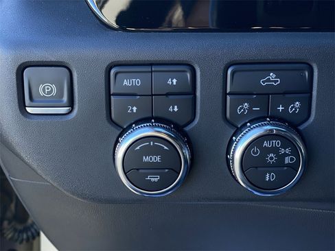 Used 2022 GMC Sierra 1500 Elevation w/ X31 Off-Road Package image 27