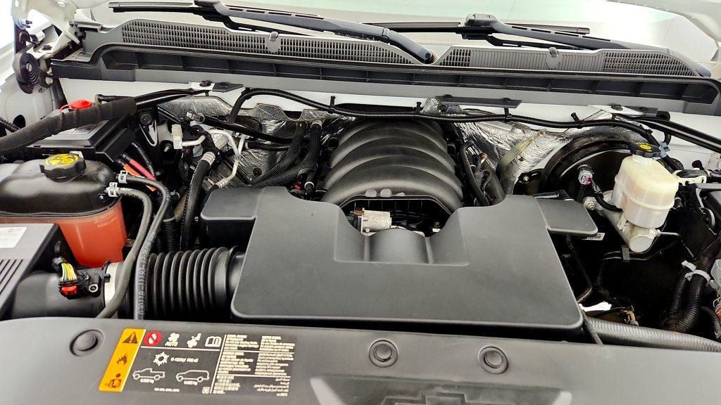 Used 2018 Chevrolet Silverado 1500 LT w/ All Star Edition AWD/4WD image 26