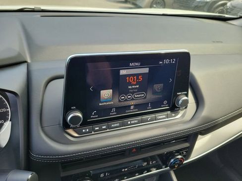 New 2026 Nissan Rogue SV w/ Cold Weather Package FWD image 15