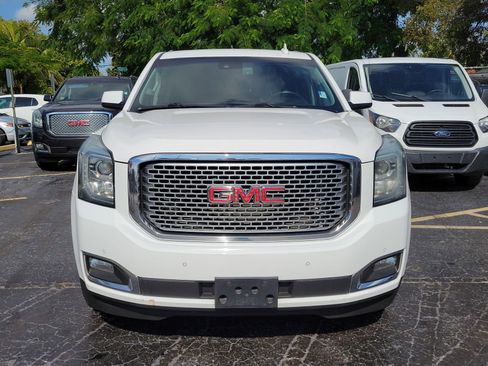 Used 2015 GMC Yukon XL Denali AWD/4WD image 2