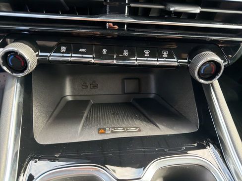 New 2026 Chevrolet Traverse LT FWD image 31