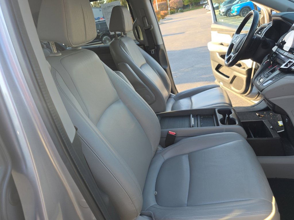 Used 2018 Honda Odyssey Touring image 37