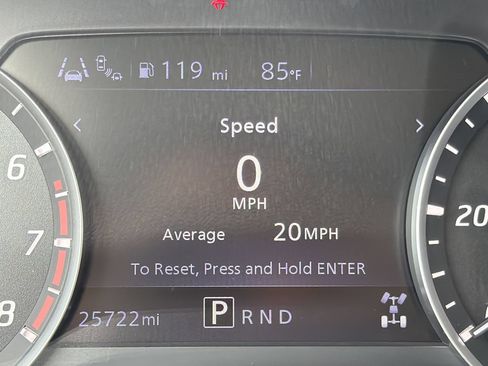 Used 2024 Nissan Titan SV w/ Accessory Utility Package AWD/4WD image 9