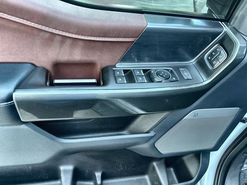 Used 2022 Ford F150 Lariat w/ Equipment Group 502A High image 21