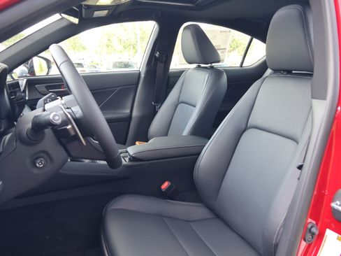 Used 2026 Lexus IS 350 F Sport RWD image 34