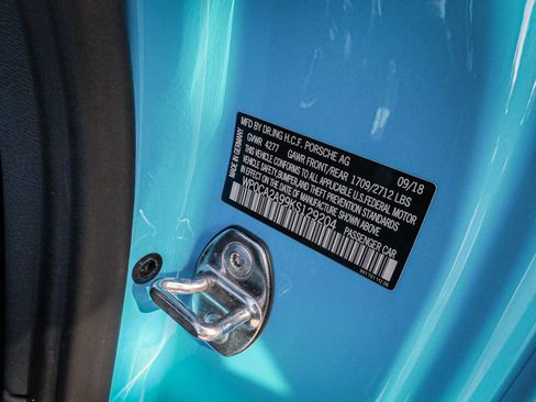 Used 2019 Porsche 911 Carrera image 34