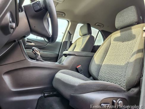 Used 2023 Chevrolet Equinox LT FWD image 7