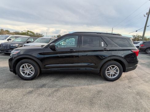 New 2026 Ford Explorer Active RWD image 7