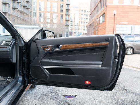 Used 2016 Mercedes-Benz E 550 Cabriolet image 42