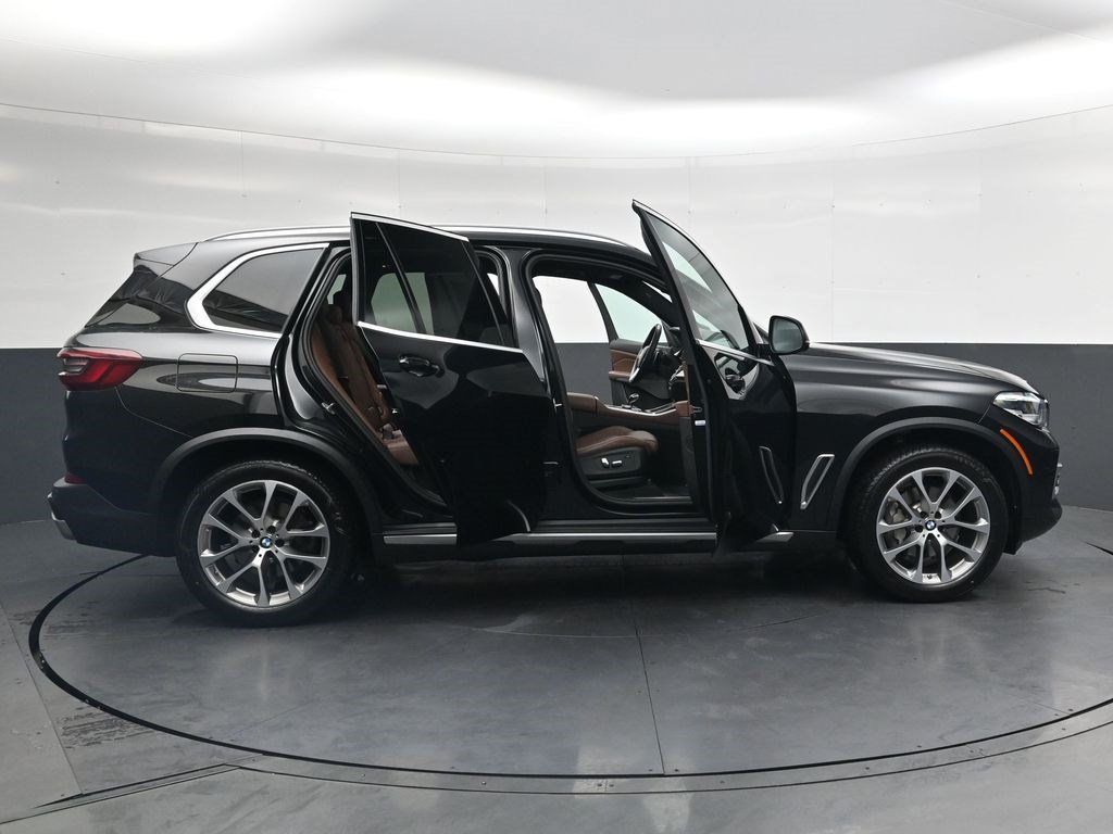 Used 2023 BMW X5 xDrive40i AWD/4WD image 40