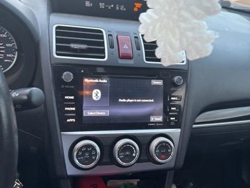 Used 2017 Subaru Crosstrek 2.0i Limited w/ Popular Package #2 image 9