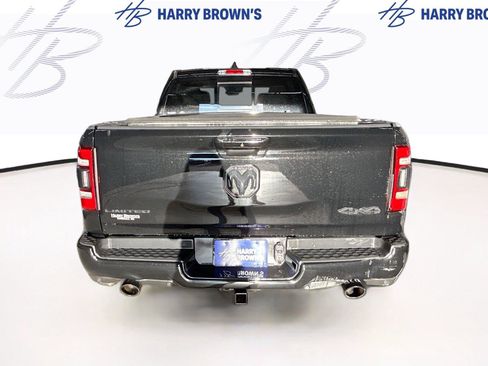 Used 2020 RAM 1500 Limited w/ Black Appearance Package AWD/4WD image 9
