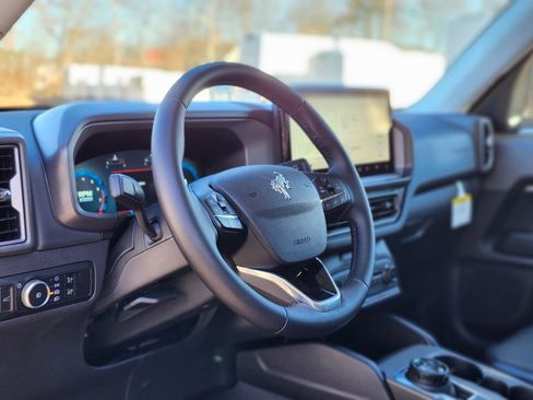 New 2025 Ford Bronco Sport Outer Banks w/ Outer Banks Tech Package+ AWD/4WD image 19