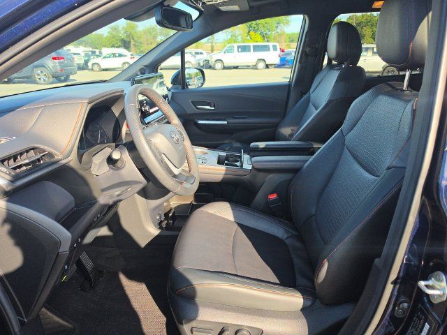 Used 2024 Toyota Sienna XSE w/ XSE Plus Package AWD/4WD image 3