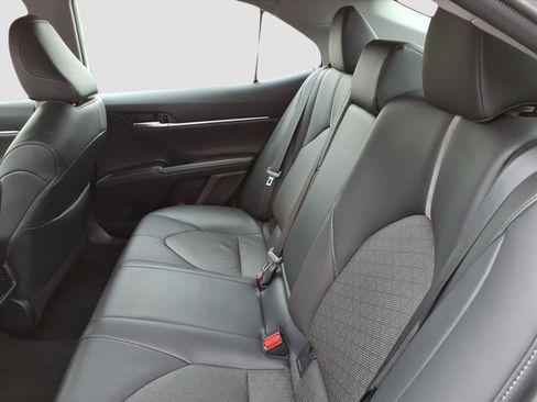 Used 2023 Toyota Camry XSE image 13