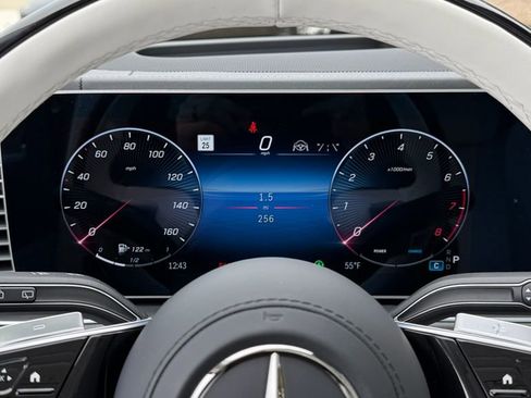 Used 2025 Mercedes-Benz Maybach GLS 600 4MATIC image 18