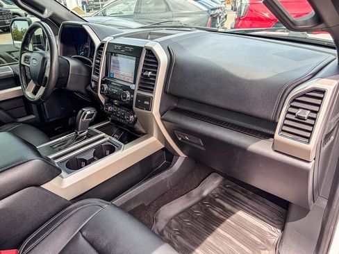 Used 2019 Ford F150 Lariat AWD/4WD image 42