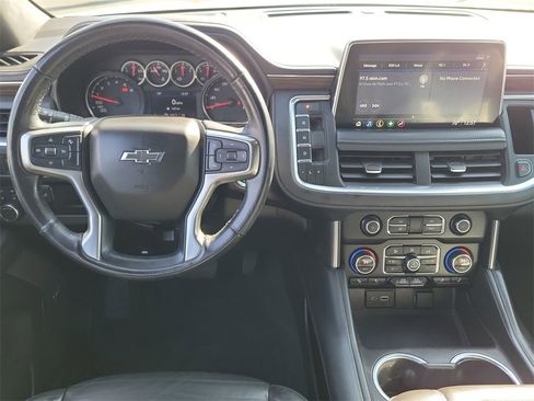 Used 2021 Chevrolet Suburban Z71 image 11