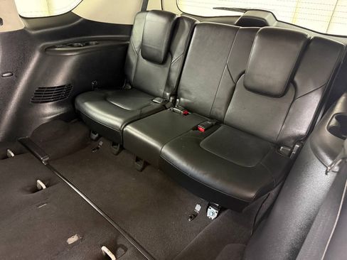 Used 2017 INFINITI QX80 4WD w/ Driver Assistance Package image 21
