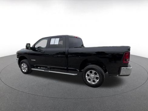 Used 2025 RAM 2500 Big Horn AWD/4WD image 10
