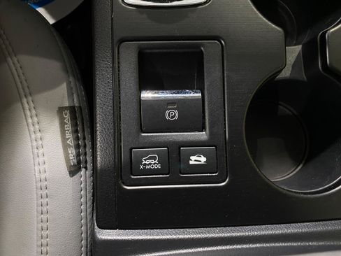 Used 2018 Subaru Outback 2.5i Limited AWD/4WD image 15