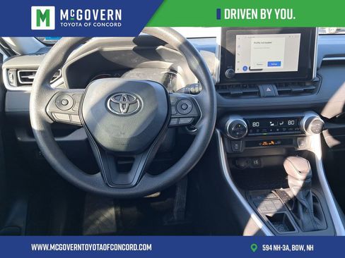 Used 2023 Toyota RAV4 XLE image 16