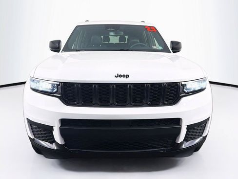 Used 2023 Jeep Grand Cherokee L Laredo AWD/4WD image 6